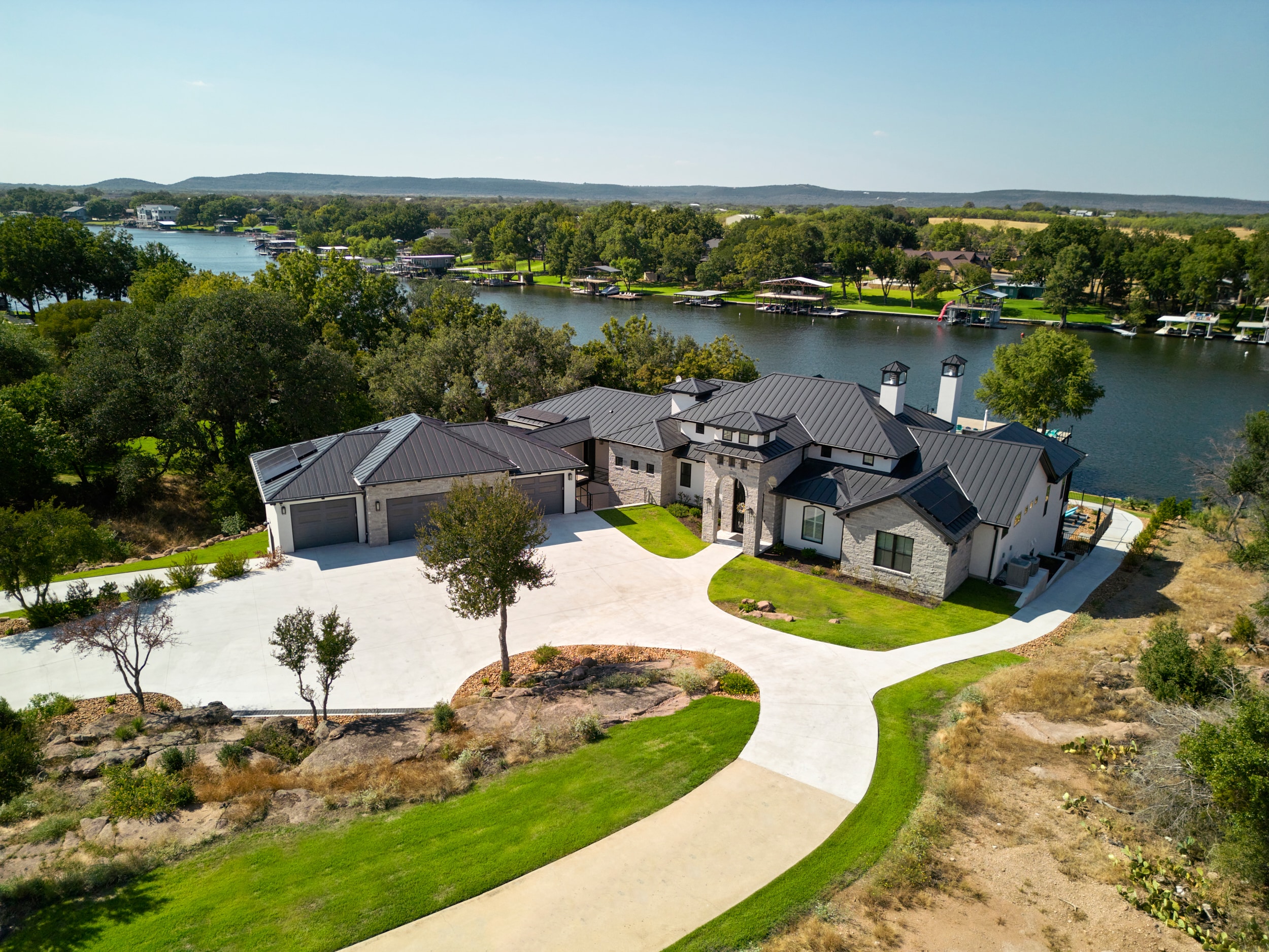 Large custom home on Lake LBJ in Burnet, Texas